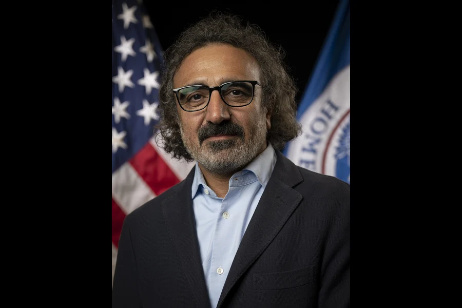 Hamdi Ulukaya: The Immigrant Founder Who Built Chobani 2 Hamdi Ulukaya